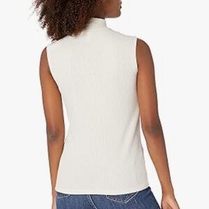 Croft & Barrow Cream Mock Neck Sleeveless Rib-Knit Top PL